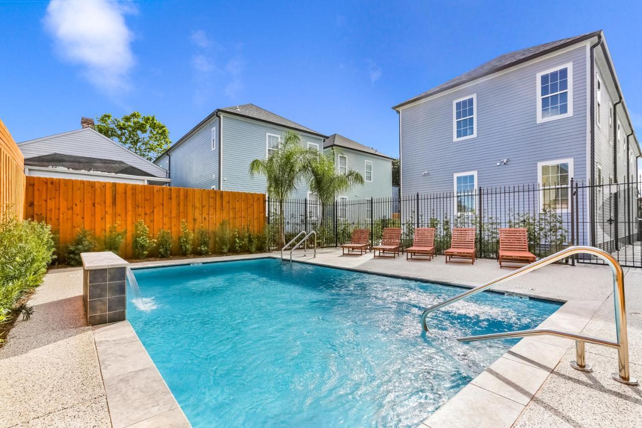 Hosteeva Amazing 4 Bedroom Modern Condo With Balcony Near Frnch Quarter New Orleans Exterior photo