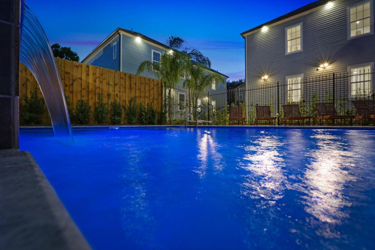 Hosteeva Amazing 4 Bedroom Modern Condo With Balcony Near Frnch Quarter New Orleans Exterior photo